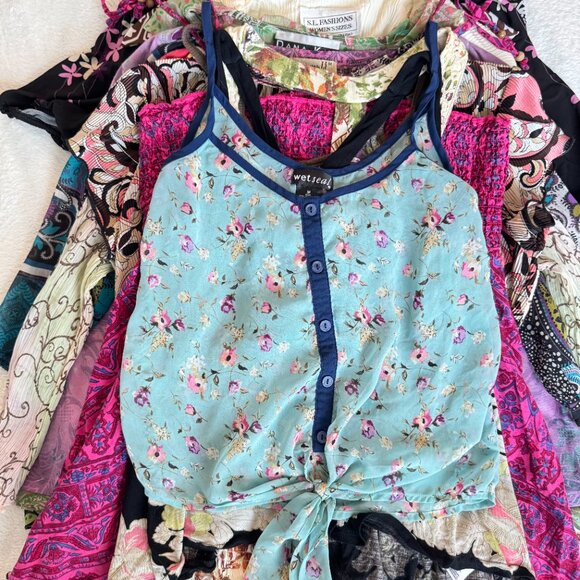 16pc Y2K WHOLESALE BUNDLE | Multi-Size BOHO Resale | VINTAGE FAIRYCORE LOT - Picture 2 of 16